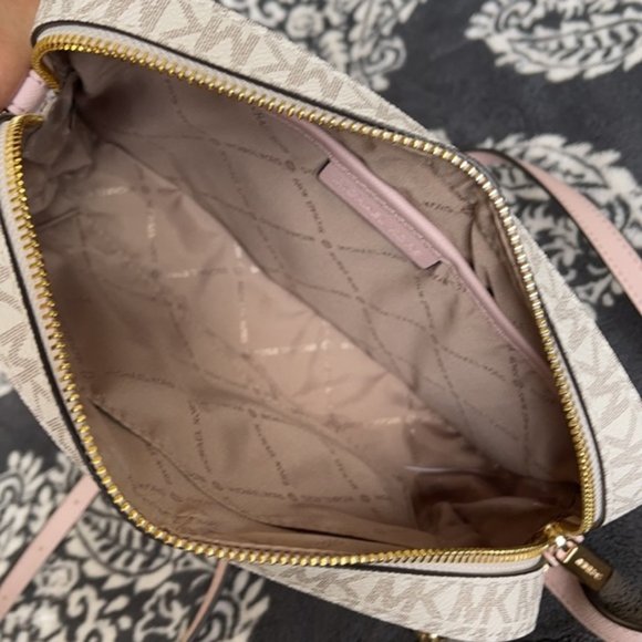 Michael Kors Jet Set Item Large East West Zip Chain Crossbody Powder Blush Multi - Picture 13 of 16